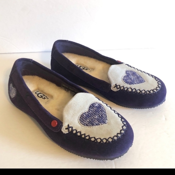 UGG PURE GIRLS SUEDE LOAFERS - Picture 6 of 8